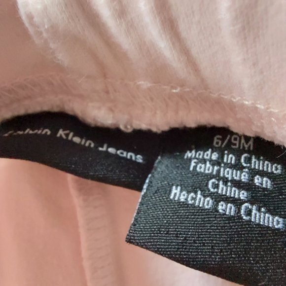 Soft Pink 2-Piece Set by Calvin Klein Jeans, Size 6-9 Month - Picture 8 of 11